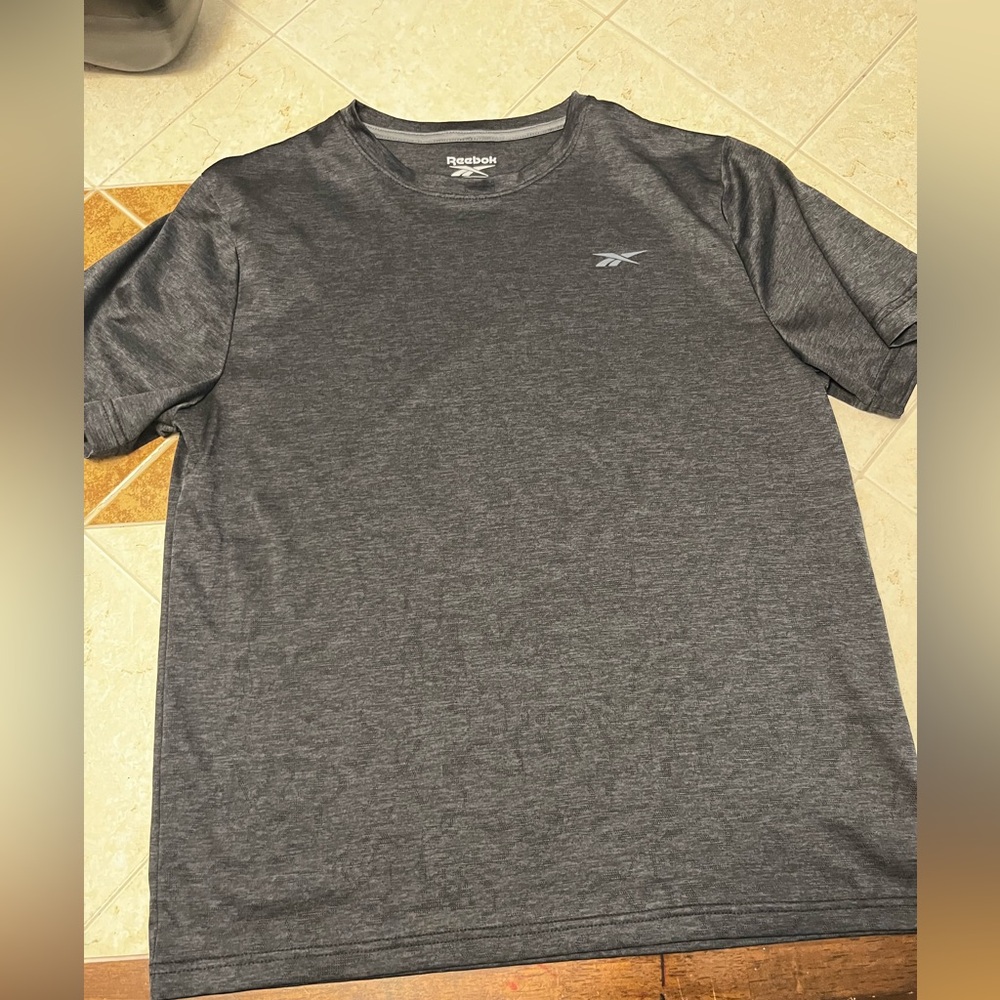 Athletic top